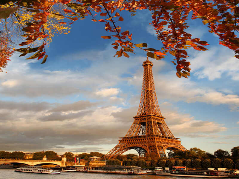 Görkemli Paris ve İncileri 3 Gece - THY ile 30 Nisan Hareket (01 Mayıs Özel) AT1180
