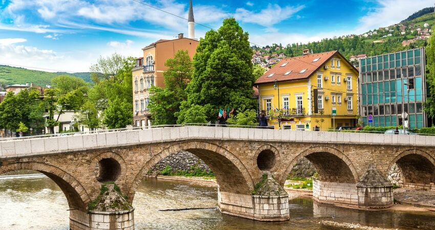 İZMİR'DEN DİREKT UÇUŞLU UÇAKLI BALKAN TURU